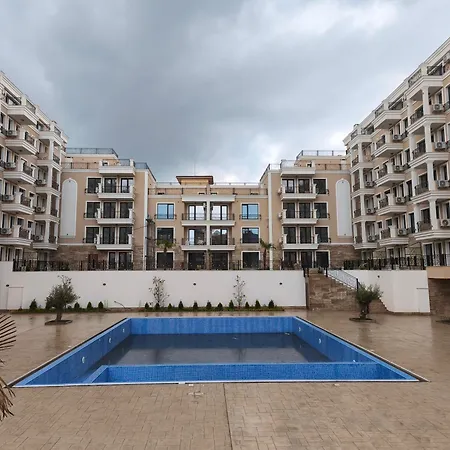 Neues Luxus-apartment Mit Meerblick Und Balkon Sweti Wlas