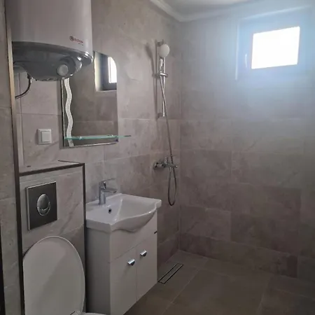 Neues Luxus-apartment Mit Meerblick Und Balkon Apartment Sweti Wlas