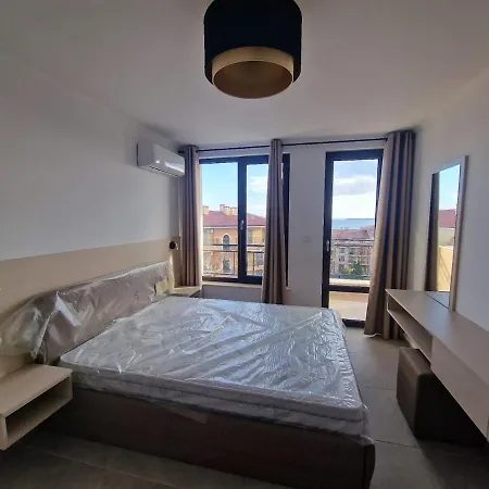 Neues Luxus-apartment Mit Meerblick Und Balkon Apartment Sweti Wlas